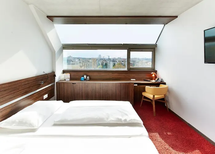 Simm's - Cityhotel Next To Metro U3 Vienna