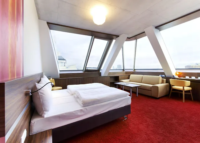 Simm's - Cityhotel Next To Metro U3 Otel